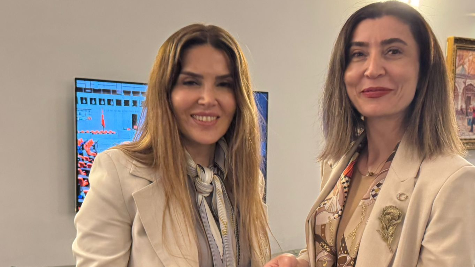 TBMM'de 1500 Kişilik Aşure Lokması Paylaşıldı