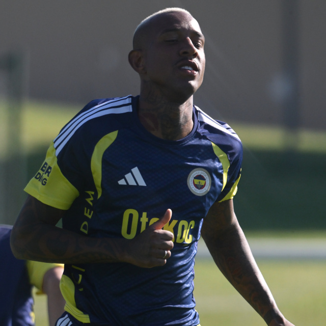 Fenerbahçe'ye Talisca'dan iyi haber!