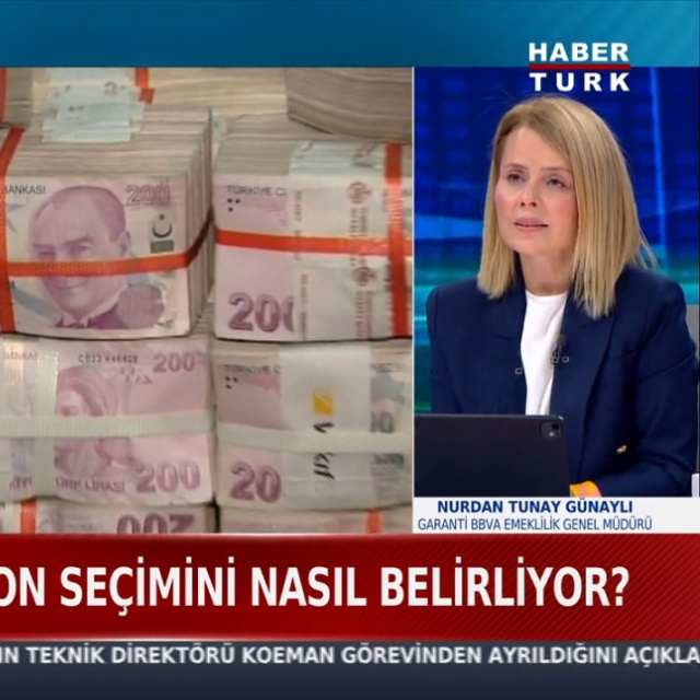 100 bin kişi yönetimi robota bıraktı