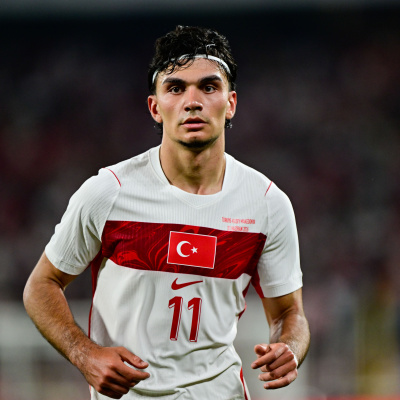 Can Uzun'dan milli takım paylaşımı!