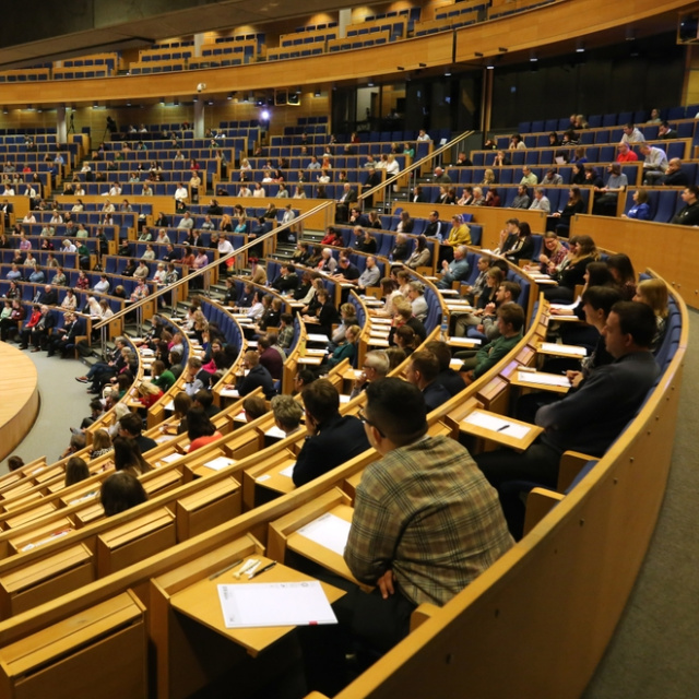 YÖK'ten geleceğin mesleklerine yönelik 16 yeni program