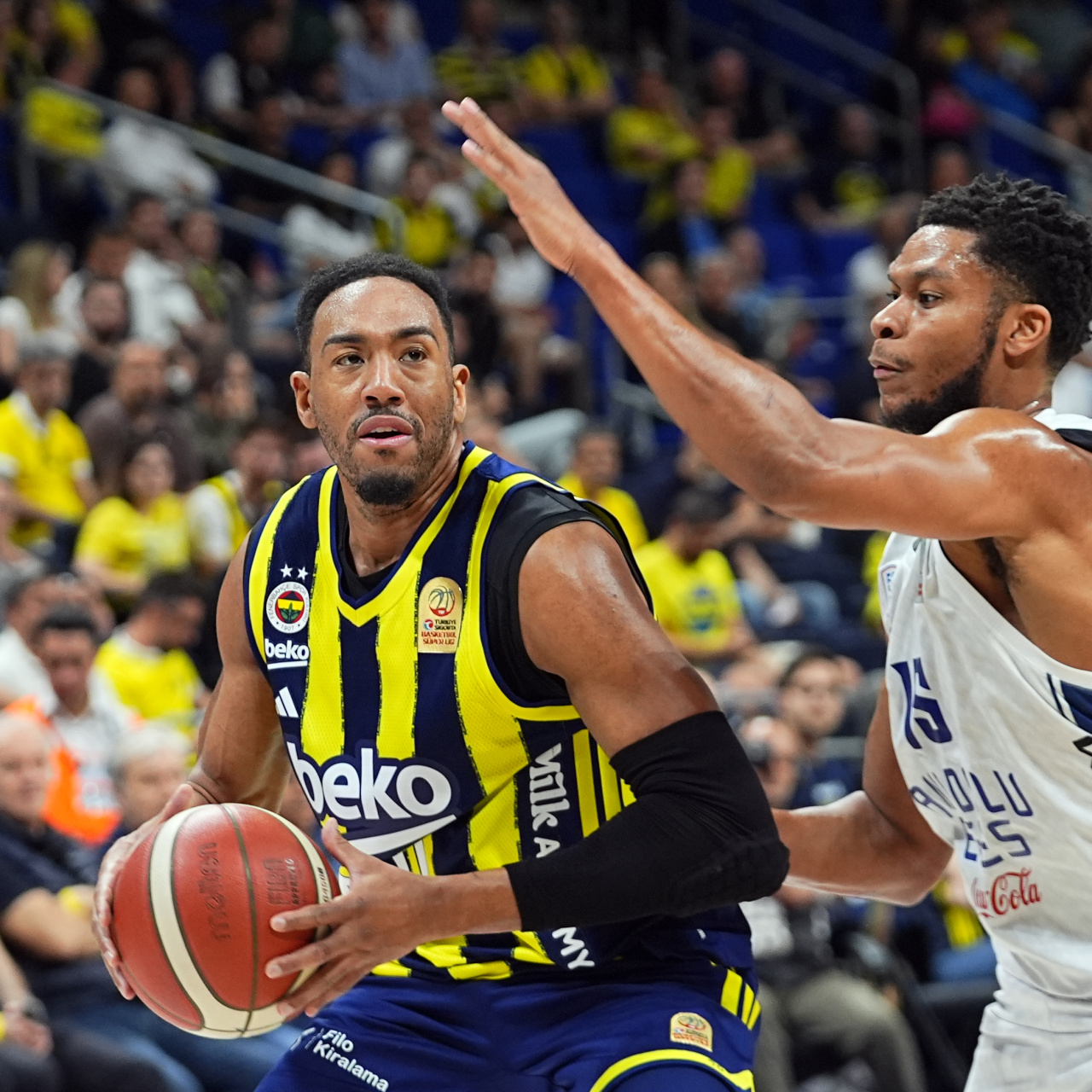 F.Bahçe Colson ile yolları ayırdı