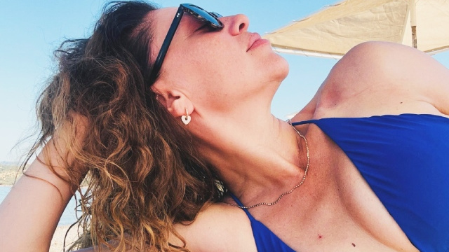Evrim Alasya'nın tatil pozları