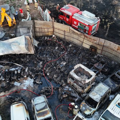 Yediemin otoparkında yangın: 50 motosiklet ve 12 araç yandı