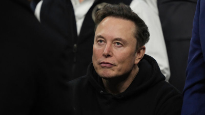 Elon Musk trilyoner statüsünü kaybetti