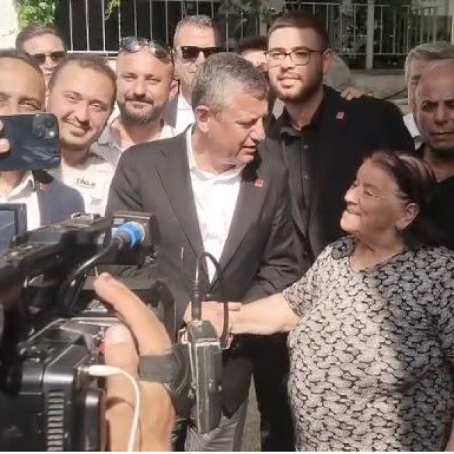 Özgür Özel'den taziye ziyareti
