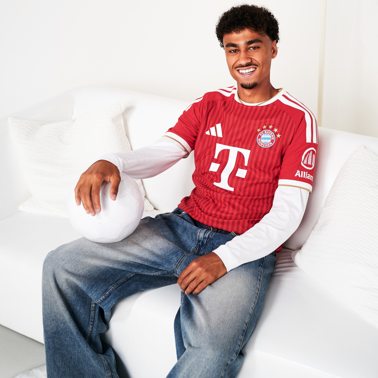 Bayern Münih'ten sol bek takviyesi!