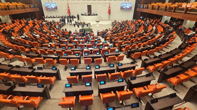 Ak Parti'den 30 maddelik teklif
