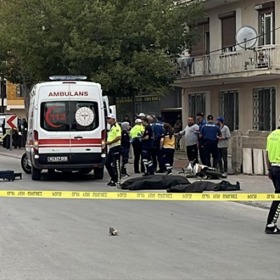 Beton mikseri bisikletliye çarptı!