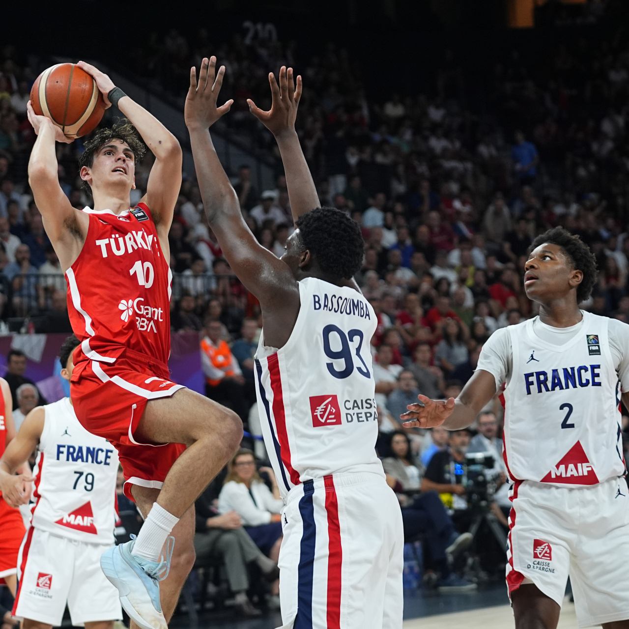 U17 Millilerimiz yarı finalde!