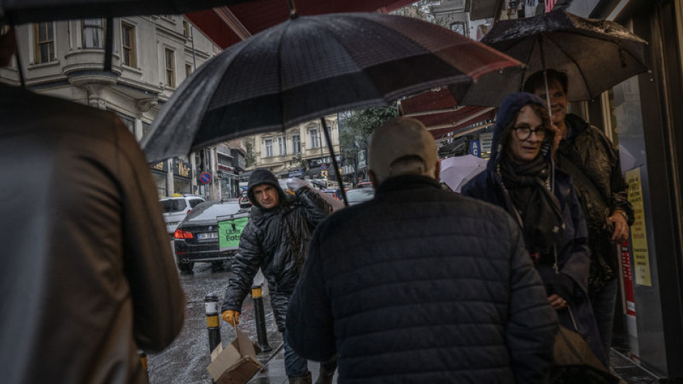 İstanbul'da sağanak yağış etkili oluyor