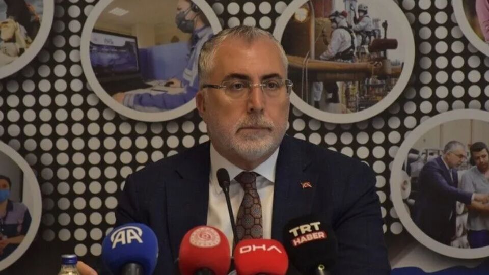 "Üretimin, yatırımın ve istihdamın önünü açacak her türlü adımı atmaya devam edeceğiz"