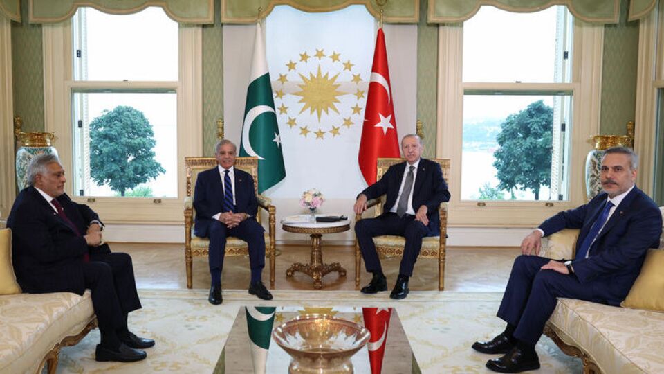 Pakistan Başbakanı İstanbul'da