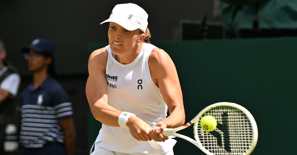 Swiatek elendi, Zverev son 16 turuna kaldı!