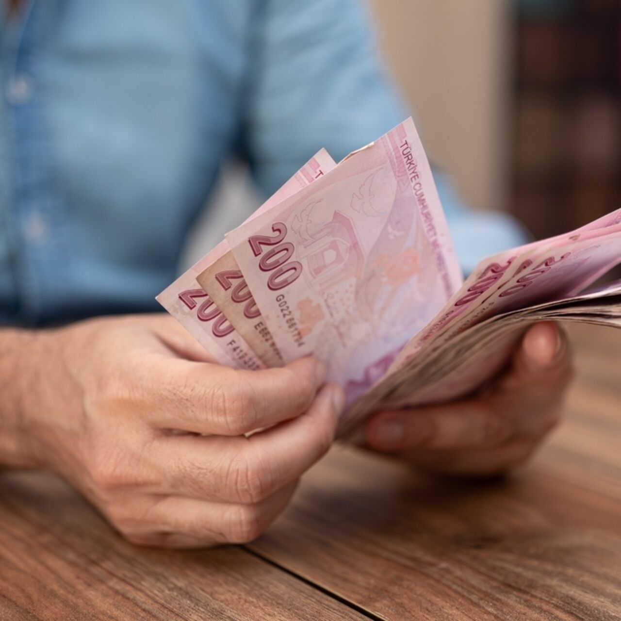 Temmuz ayı yaşlı ve engelli aylıkları hesaplara yatırılmaya başlandı