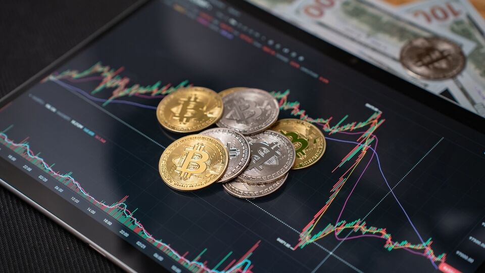 Kripto para piyasasının değeri 1 trilyon dolar eridi