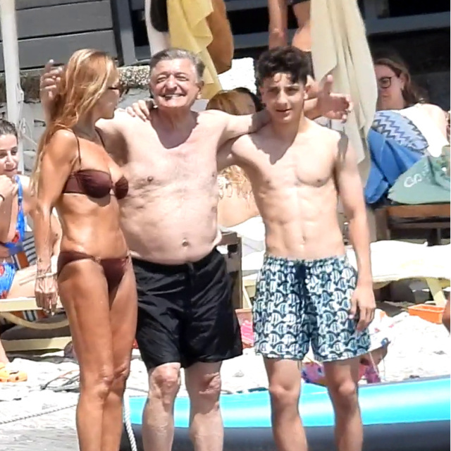 Vurallar tatilde