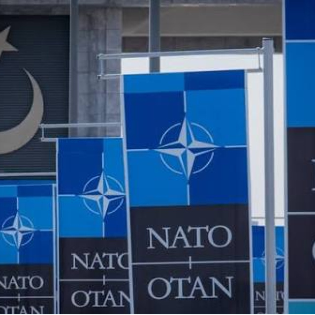 NATO Zirvesi için hatıra parası