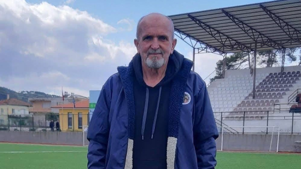 Emekli öğretmen hayatını kaybetti