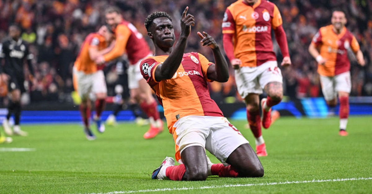 Davinson Sanchez'e Çizme Kancası!