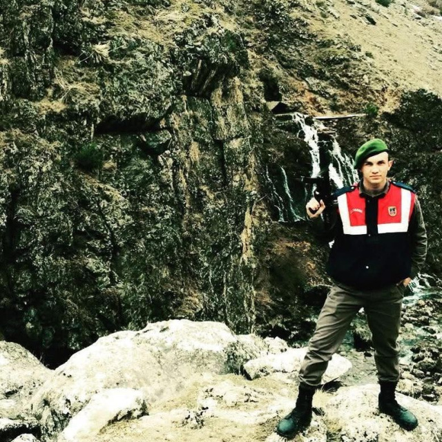 Uzman çavuş kazada hayatına kaybetti