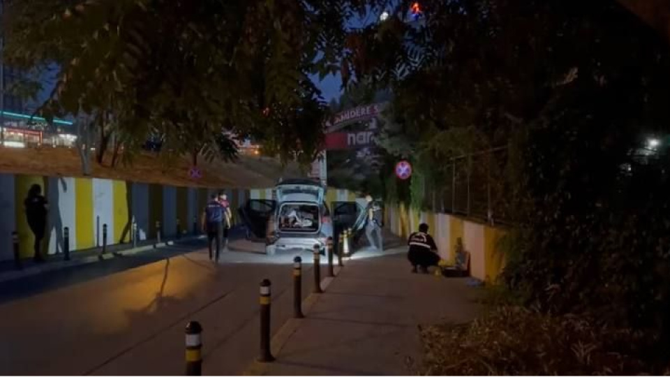 Polis ve şüpheliler arasında arbede