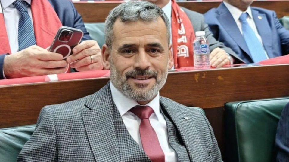 Belediye başkanına bıçaklı saldırıda oğlu yaralandı