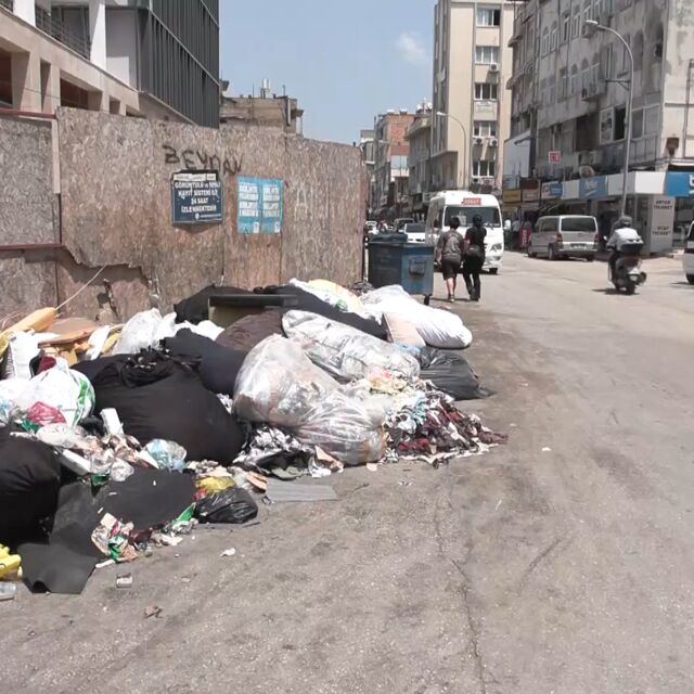 Adana'da cadde üzerinde tepki çeken görüntü