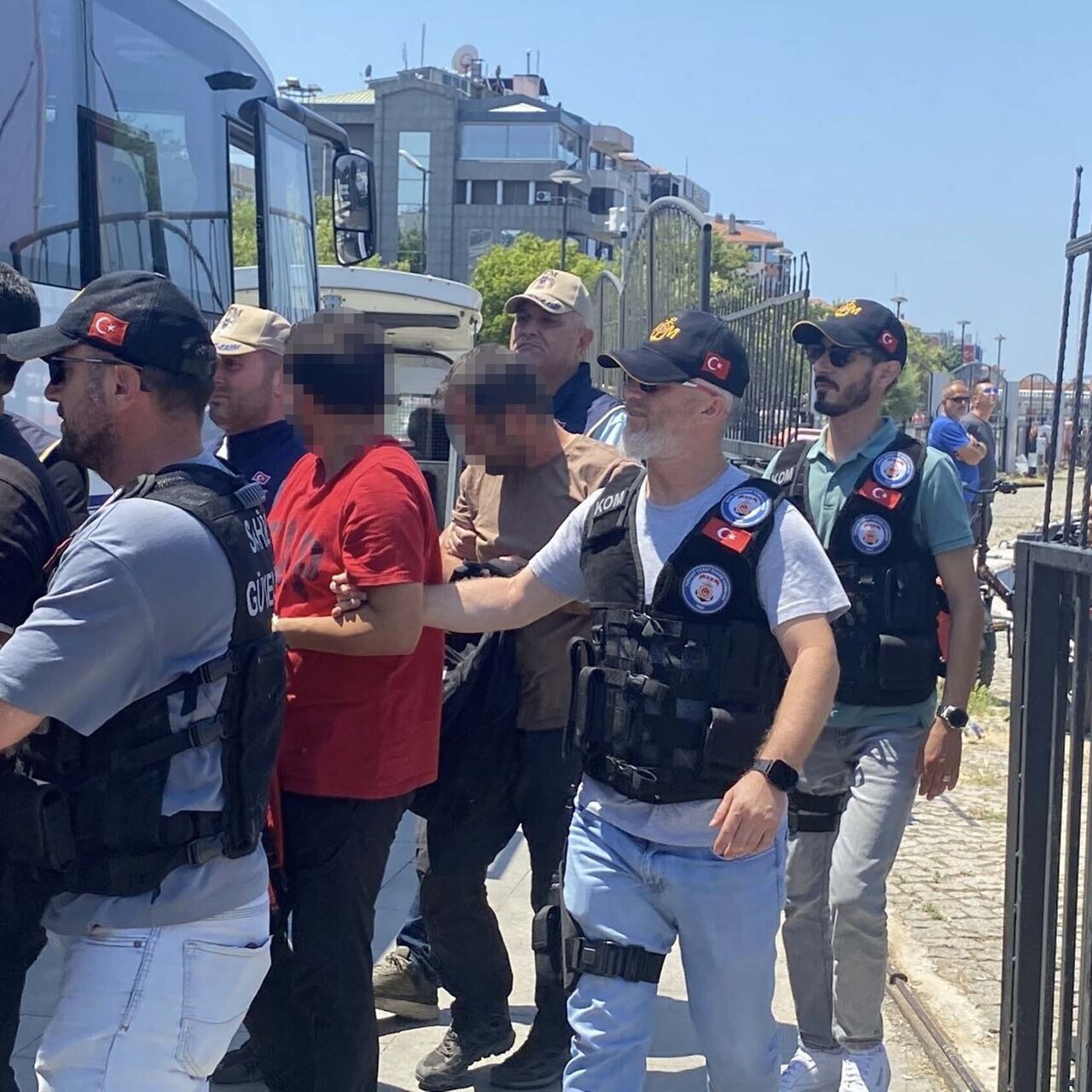 4 FETÖ şüphelisi tutuklandı