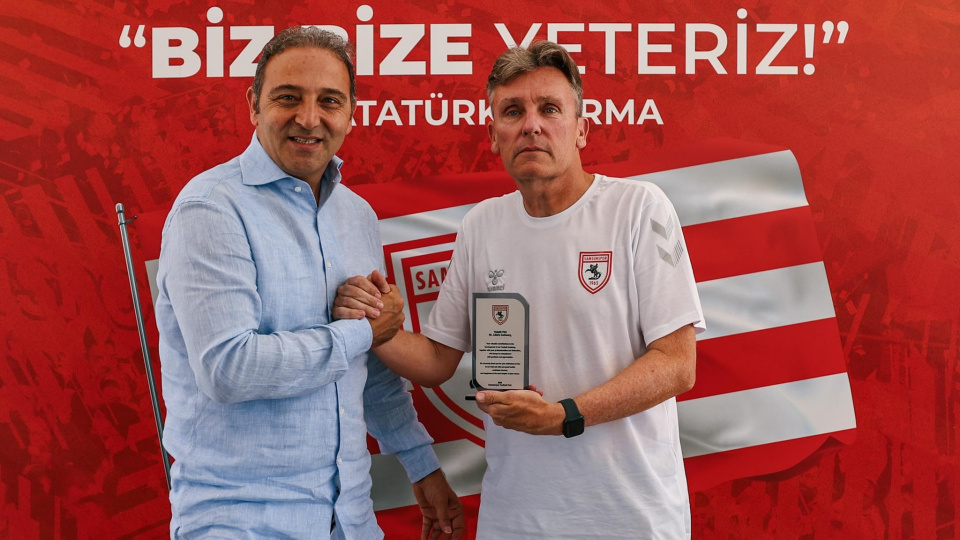 Samsunspor, Cédric Cattenoy ile vedalaştı!