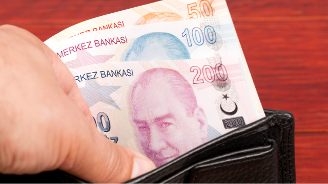 Asgari ücrete ara zam var mı?