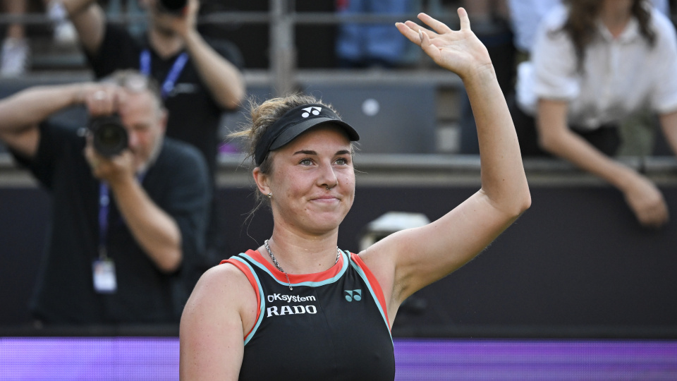 Noskova ve Kostyuk yarı finalde!