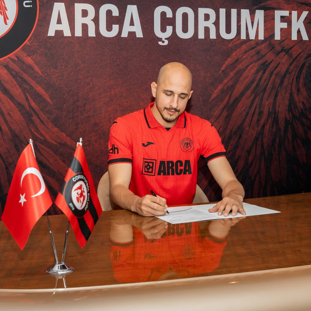 Çorum FK kalesini güçlendirdi!