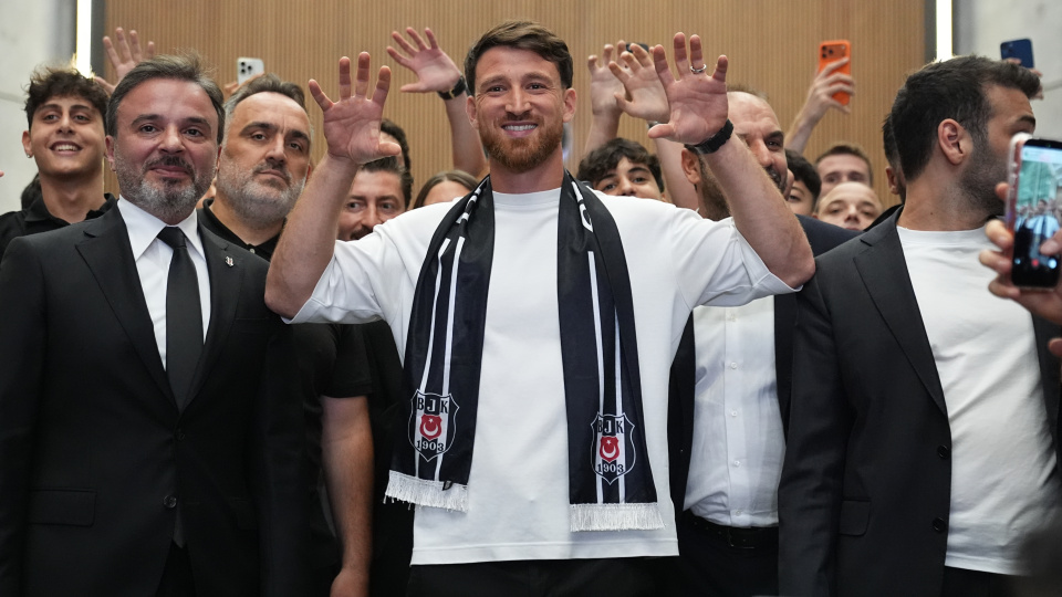 Salih Özcan, Beşiktaş için İstanbul'da!