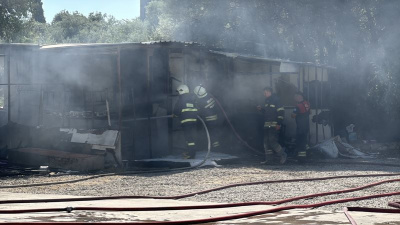İşçilerin kaldığı yatakhane alev topuna döndü