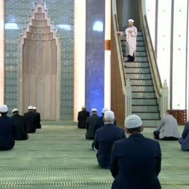 Cuma Hutbesinin konusu nedir?