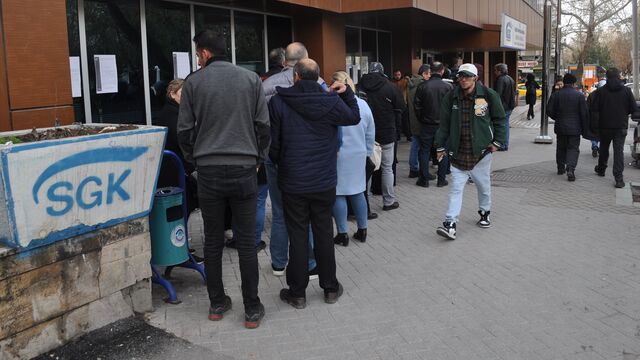 Emekli sayısında EYT etkisine mola