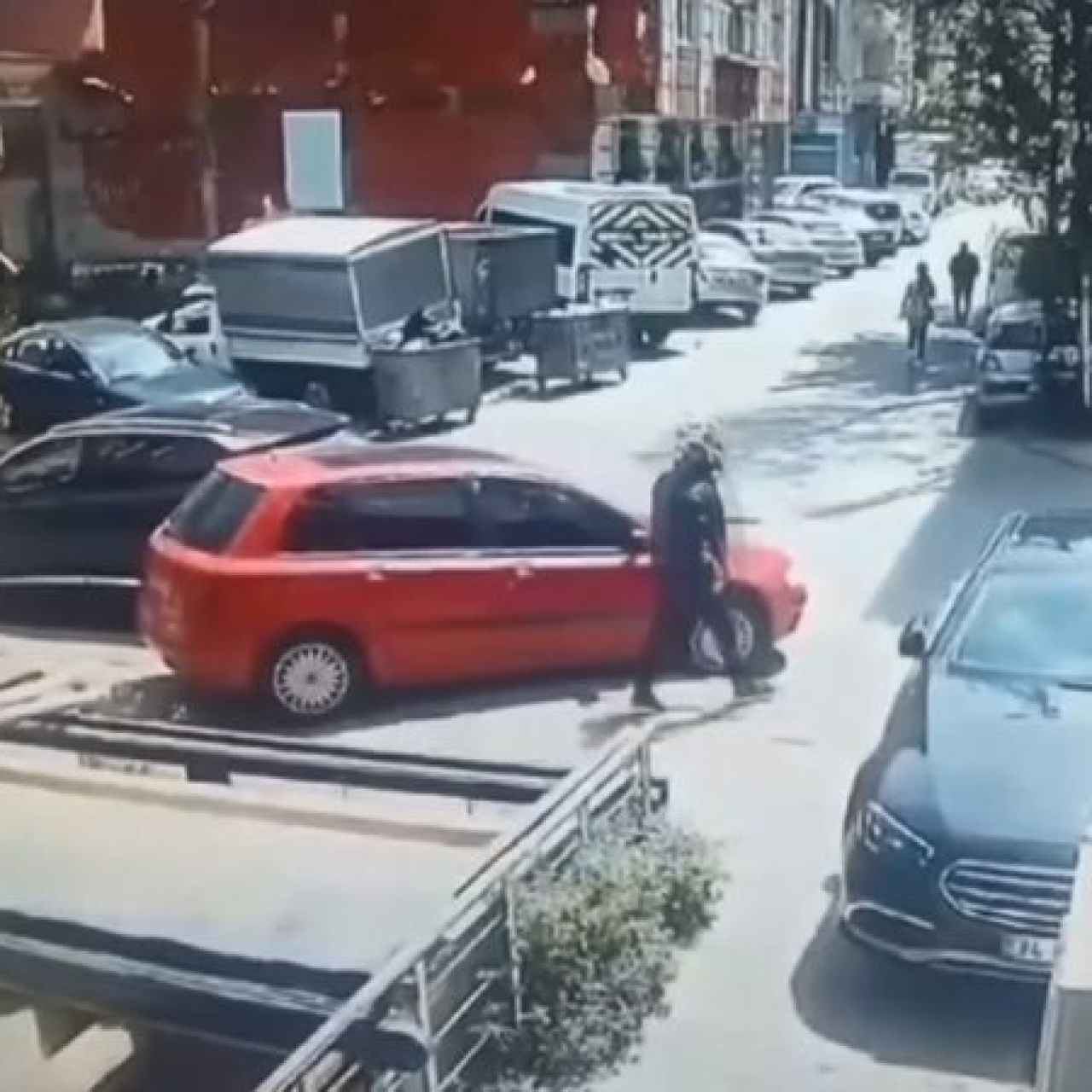 İstanbul'da Sokak Çetelerine Darbe: 18 Kişi Yakalandı