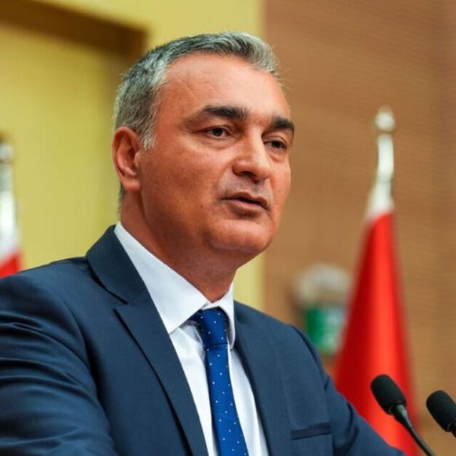 CHP'de yeni atamalar ve fesihler