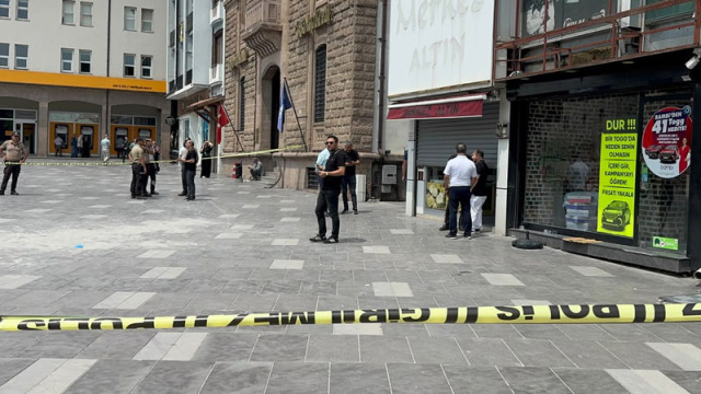Tartıştığı kuyumcuyu öldüren zanlı intihar etti