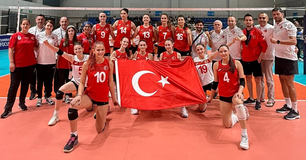 Genç Sultanlar'dan dünya ikinciliği!