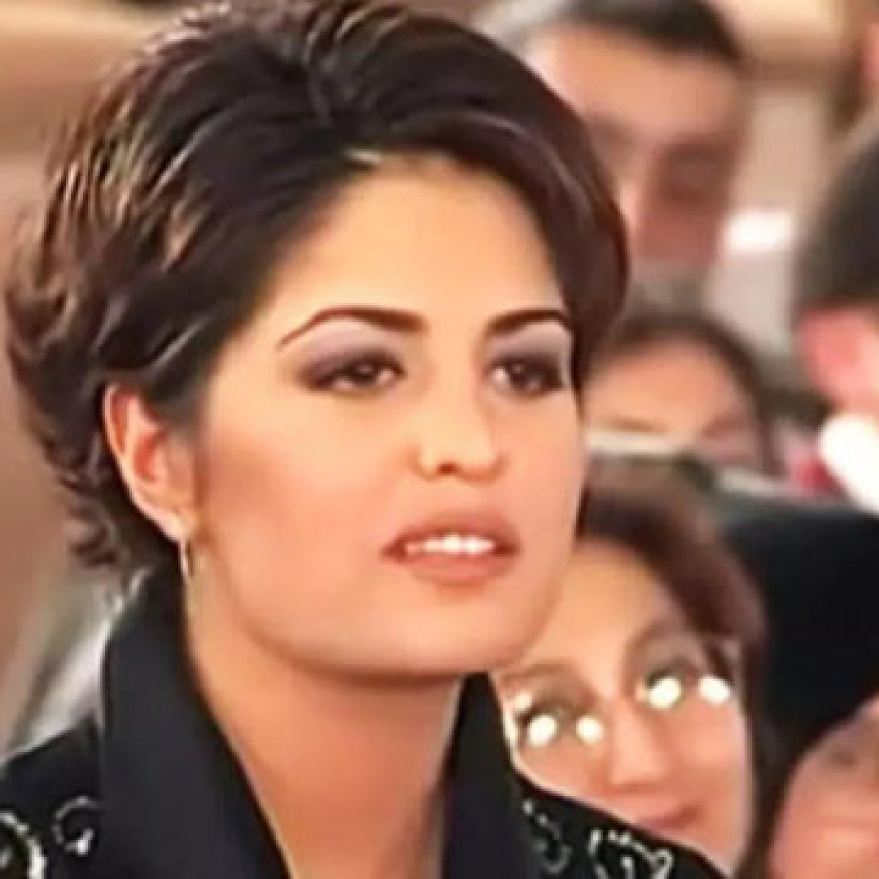 Zor günler geçiriyor