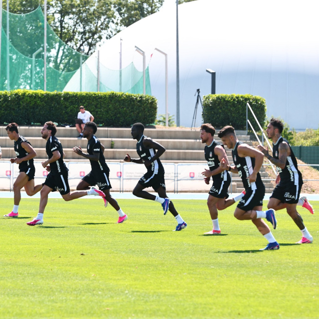 Beşiktaş'ta Salih Özcan takımla çalıştı!