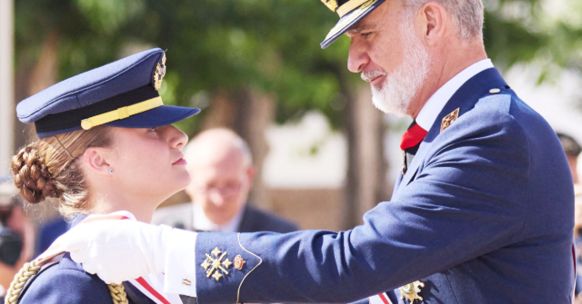 Asturias Prensesi Leonor askeri eğitimini tamamladı