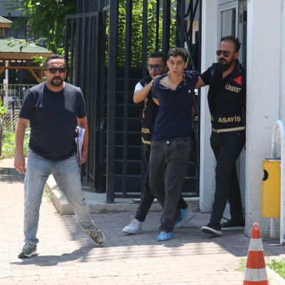 Korkunç saldırı! İki ablasını boğmaya çalıştı!