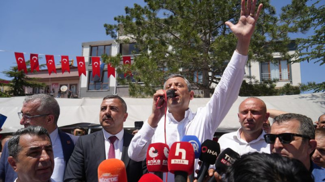 "Bu hizmet odaklı yürüyüşü kimse engelleyemez"