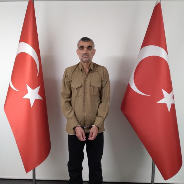 DEAŞ şüphelisi Türkiye'ye getirildi