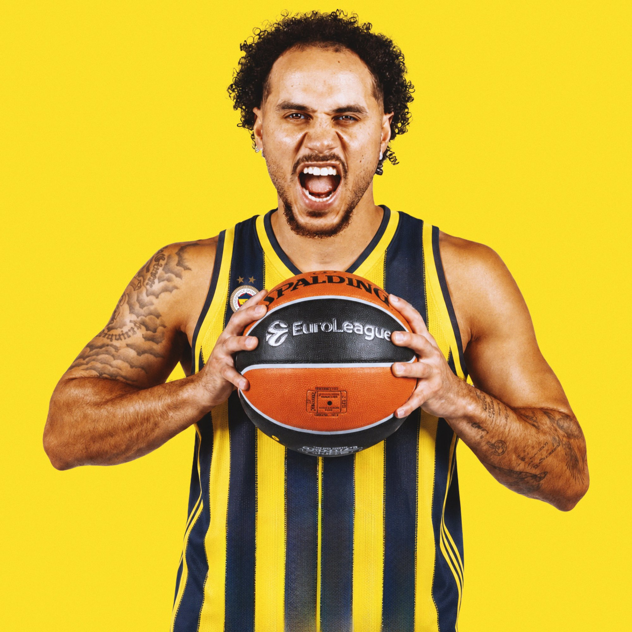 Shane Larkin resmen Fenerbahçe'de!