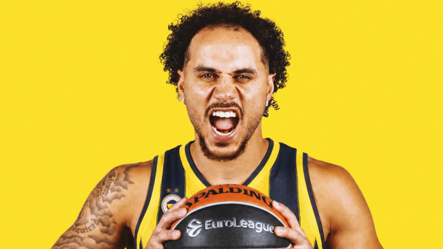 Shane Larkin resmen Fenerbahçe'de!
