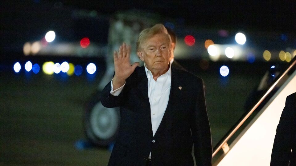 ABD Başkanı Trump: Hürmüz'ü ele geçiriyoruz